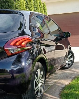 Peugeot 208 cena 24900 przebieg: 139000, rok produkcji 2015 z Limanowa małe 277